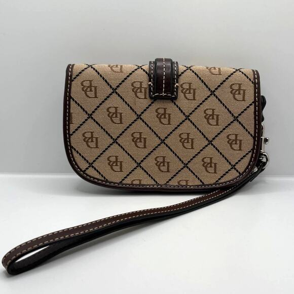 DOONEY & BOURKE Brown and Khaki Signature Canvas Wristlet - Picture 2 of 9